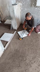 6.8M views · 18K reactions | No experience? Follow these steps to install ceramic floor tiles and you'll be amazed at the results! | Karim radouan | Facebook