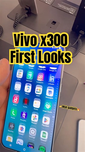 The Vivo x300 Is Next Level #review #unboxing #smartphone #viralshort #trindingshorts