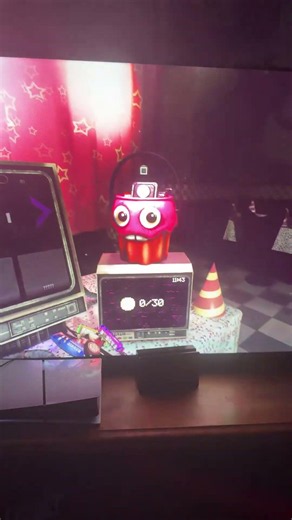 Scary game hopping 😱😱😱#fnaf #fnafhelpwanted