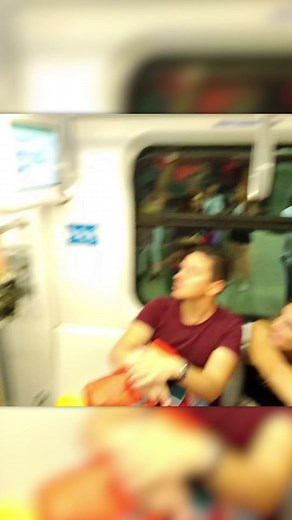 Man teaches pickpockets a lesson! (via @LazzaRamo and @MilanoBellaDaDi... | lazzaramo