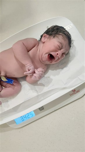 7.4M views · 93K reactions | Delivery time baby weight 殺❤️ #baby #cutebaby #delivery #newborn #docter #cute #afterbirth | Docter Indu | Facebook