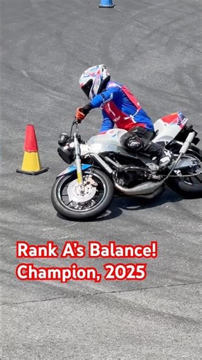 Rank A never touches any cones! The Champion 2025, Mr. Ikeda NSR250R #motogymkhana #nsr250r