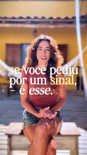 Luisa Moraleida on Instagram: "desde pequena eu sempre soube que nasci pra uma vida grande. nunca fui pouco confiante, meu caminho é o de criar. mas por muito tempo eu achei que essa grandiosidade era sobre…mim. sobre eu estar sob os holofotes. estudei teatro, estudei cinema, estudei fotografia, estudei comunicação, estudei dança, música e auto expressão. mergulhei de cabeça em todas as oportunidades e tudo que coloquei a mão prosperou. me eduquei politicamente, usei do meu corpo de forma inteli