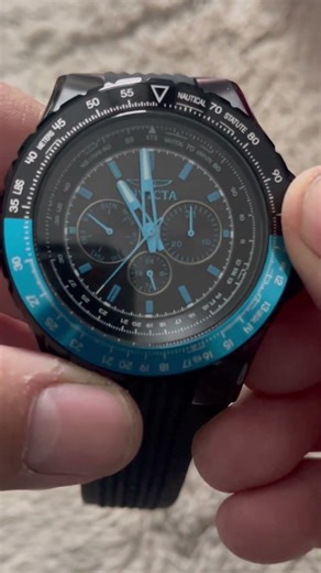 Invicta aviator skyshock