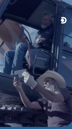 Every layer peeled back adds a new mysteryto the hunt. Watch Mystery at Blind Frog Ranch S4B,on Discovery to see how deep this one goes! #MysteryAtBlindFrogRanch #DiscoveryChannel #DiscoverySouthEastAsia #Discovery | Discovery Channel Southeast Asia