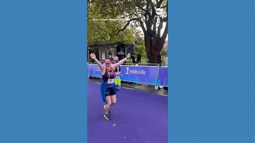 Woman, 71, completes 43rd consecutive Dublin Marathon
