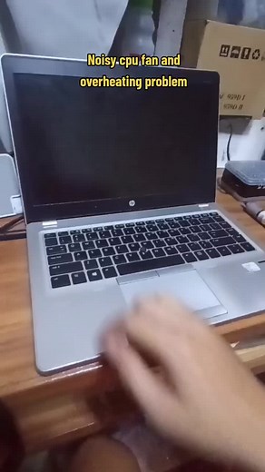 noisy fan overheating = Problem solve! #tech #techtok #laptop #pctips