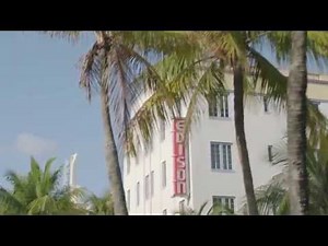 Gigi Hadid stuns in bikini for Seafolly campaign