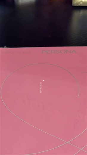 Unboxing del álbum Persona de BTS en México