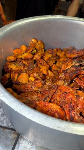 624K views · 33K reactions | Hplo Hoshalo ki Zamong Hodmat hasil Kae 殺 #driverlife #gcc #country #travel #vloger #Pakistan | MMD Zeeshan Khan Official | Facebook