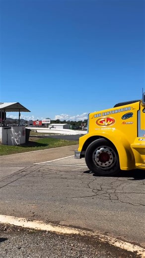 Heading out for Race 1! 🏁 | Australian Super Trucks