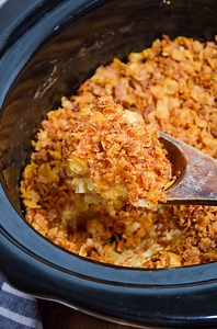 Slow Cooker Funeral Potatoes (Cheesy Hashbrown Casserole)