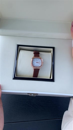 Multicolor Leather Square Watch: A Fashion Statement