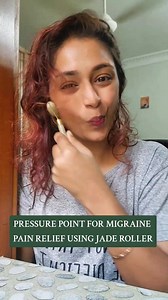 Pressure points for migraine pain relief using jade roller, thank me later❤️ With 💛 #drsandramd #drtiktok #stethoscopeandladles #mykitchenantics #drmafia #kitajagakita #sihatbersamadrsandra #TikTokGuru #HealthCheck #healthinfluencer #wellness #lifestyle #migraine #painrelief #headache #pressurepoint #jaderoller #skincaretips #skincarehacks #hacks | Dr Sandra Raman MD