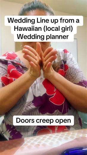 Hawaiian Wedding Line Up Ideas by Local Planner