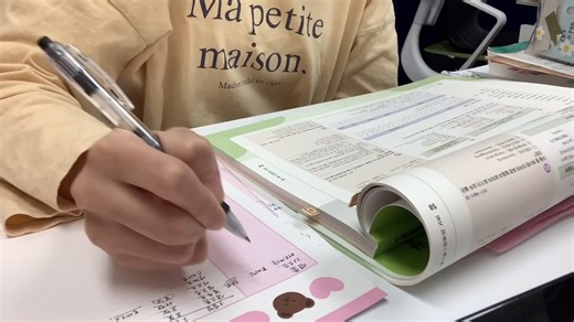 Study with me | 和我一起学习吧！| 实时学习 | Youtube搬运 | 伴随式学习 | 时长1h03min | 白噪声 | kkyogong