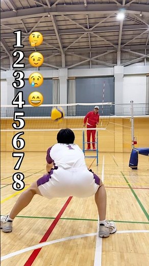 攻撃専門のオポジットがレシーブ練習してみた。#バレーボール #ハイキュー #sports