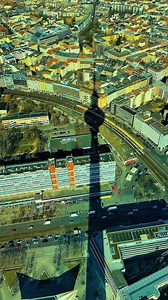 Die wohl größte Sonnenuhr der Welt, oder was 😮? Probably the largest sundial in the world, or what 😮? #berlinerfernsehturm #berlin #bestview | Berliner Fernsehturm