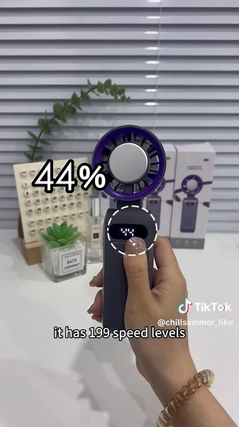 Travel gets miserable fast when it’s hot, so having a compact handheld fan like this makes everything easier. #tiktokshopfinds #coolhill #hot#summer #portablefan