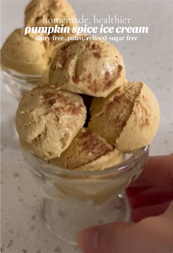 Homemade Pumpkin Spice Ice Cream🍦🍂 The perfect way to satisfy fall cravings while it’s still hot outside. It’s dairy-free, paleo-friendly, refined-sugar free, and super easy to make. Plus, no ice cream maker needed! Ingredients: •1 (13.5 oz) can full-fat coconut milk •1 cup raw cashews (or substitute 1/2 cup cashew butter if not using a high-speed blender) •1/2 cup pure pumpkin purée •1/3 cup pure maple syrup (or raw honey) •1 1/2 tsp pumpkin spice or pumpkin pie spice •1 tsp pure vanilla extr