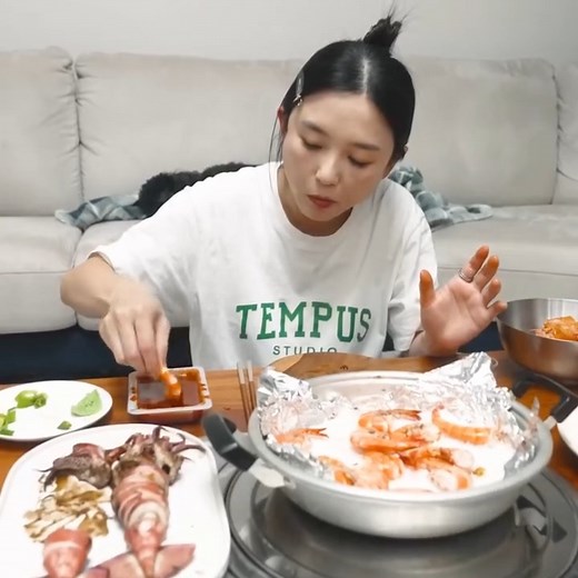87K views · 1.8K reactions | Grilled Shrimp, Steamed Squid | Real Mukbang bagian 4 | Mukbang | Facebook