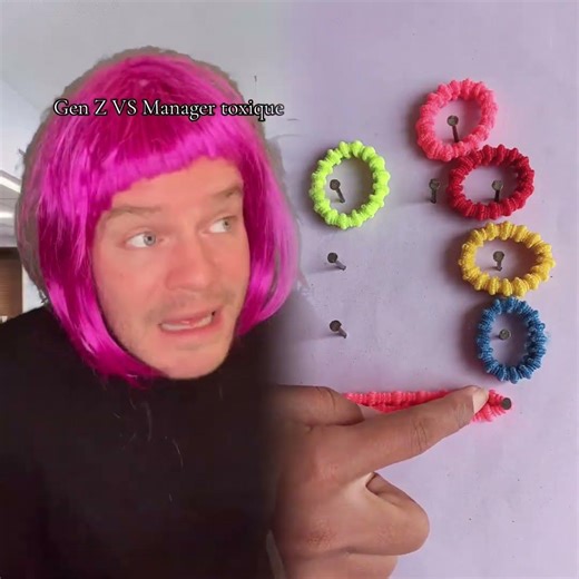 Gen Z VS Manager toxique … #pourtoi #sketch #Eliotlehanneur #humour #fake