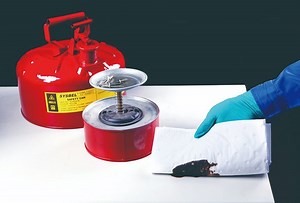 [Hot Item] Flexble, Oil Spill Absorbents Portable Spill Control Kits (SKIT001W)