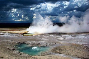 A Powerful Day in the Lower Geyser Basin