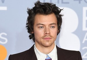 Harry Styles sous le choc après une agression au couteau le 14 février - Elle