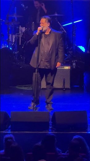 Russell Crowe's Indoor Garden Party - Paris La Cigale - Speech