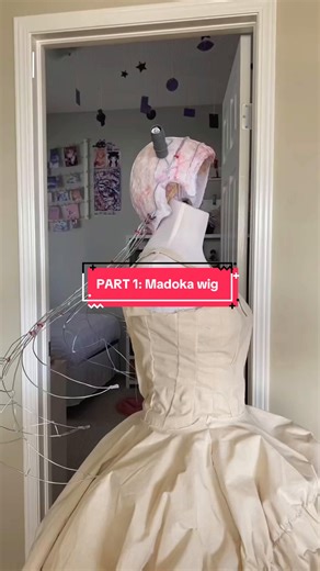 Trust me Ik this will flop 🫩🙏 Cause OML the audio is driving me insane 😀 But I hope this helps at least someone! (Plus if this actually works out, I know people will be asking for a tutorial 😔🙏) Please check out @cegan @⋆˙⟡ NYMESIA ⟡⋆˙ @Magic Wigs Club For more in depth tutorials and inspo! Materials: - Wig - Crimper - Wig head - wig stand - toothbrush - clear Tacky glue - Saran Wrap - Hot glue - Cotton batting - Hair dyer or heat gun - Felt - packing tape - Wire - Pipes #helmetwigtutorial 