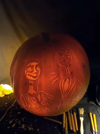 Jack and Sally Pumpkin carving timelapse | Nightmare Before Christmas (#Shorts)