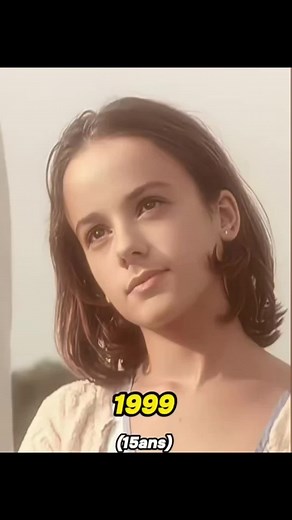 Alizée: Un Voyage Musical de 1999 à 2025