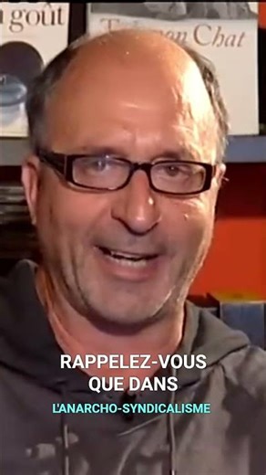 L'Obsolescence Programmée : Un Sabotage Capitaliste #shorts