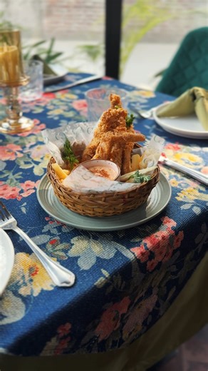 ROMA | Casa Cardoné on Instagram: "Simple. Satisfying. Iconic. Perfect crispy chicken tenders, straight out of a light golden batter. A guaranteed crowd favourite."