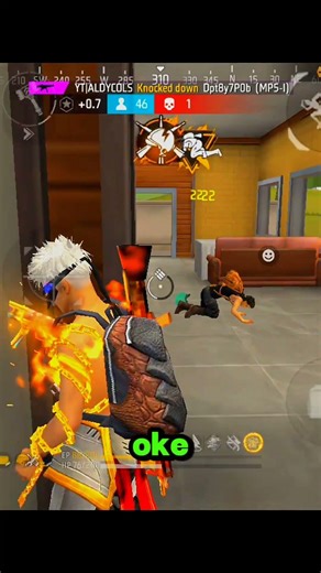 SOLO VS SQUAD MAKES A MESS IN RENK SOLARA USING MP5 WEAPONS!! #freefire