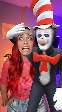 The WEIRDEST CAT IN THE HAT FILTERS!😱🔴 #catinthehat #filter