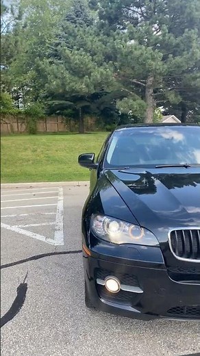2012 BMW X6 xDrive35i - AWD SUV with 3.0L TT I-6 engine. 300HP/300Torque - Full Walk Around