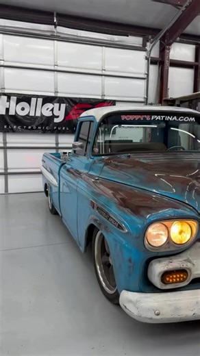 #GlossedOut ✨ #Poppys The glossiest clearcoat on the planet❗️ 🌏 Only at poppyspatina.com ✨ #wipeonclearcoat #poppyspatina #poppysdetail #doityourself #diy #ne1candoit #trending #classictruck #classiccars #viral #fyp #patinatruck