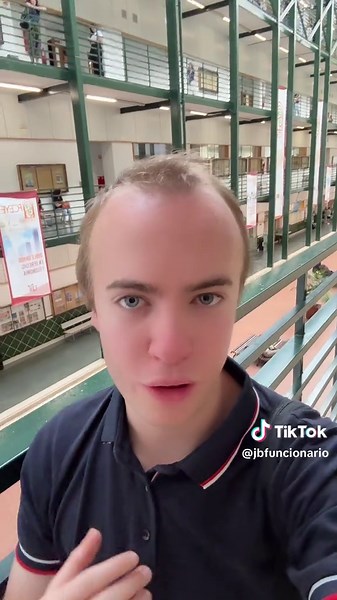 Hoy en Sevilla … ¡Qué raro se me hace no estar como opositor…! Mucha suerte a los que os examináis hoy para el SAS (Servicio Andaluz de Salud)