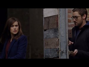 The Blacklist, Tom attacking Liz scene 1x17 Ryan Eggold, Megan Boone