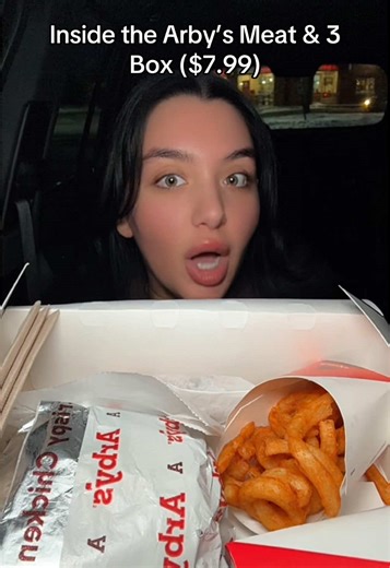 Tasting the Arby’s Meat & 3 Box Value Meal