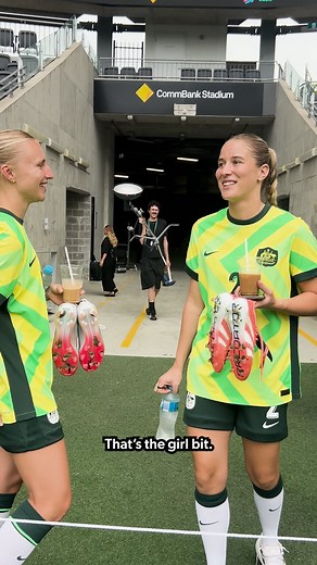 Honestly, this duo would’ve won the Lava Springs’ Talent Show! 🎤🎶 🇦🇺v🇳🇿 28.11.25 - 7:30pm AEDT - @polytecstadium 📺💻📱: @paramountplusau #Matildas #FeelNewSouthWales @visitnsw | Matildas