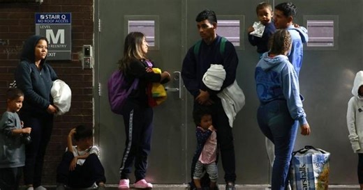 "CBS Reports" covers America's immigration crisis