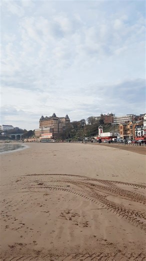 Down by the beach at the South Bay just now | Scarborough Porpoise