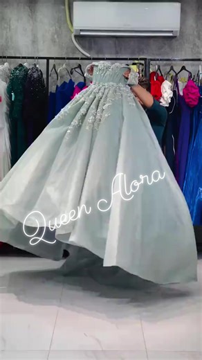 ✨New Arrival Alert✨Gorgeous gown to make you shine in every event! 💃💖 Color & size customizable🏠 Cash on delivery available⏰ Delivery within 5-6 days#Gown #PartyWear #CustomizeDress #FashionStyle #HomeDelivery #newarrivals2025 | Queen Alora