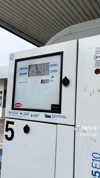 Volkswagen MK8 GTI Clubsport Review