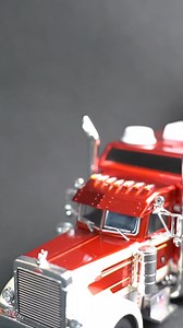 11K views · 320 reactions | Exclusive Release: 1997 Peterbilt 379 O/O Tractor – Proud to Wave the Flag! Celebrate the spirit of America with this limited edition Iconic Replicas model, only 504 made worldwide! The 1:43 scale 1997 Peterbilt 379 O/O Tractor features exquisite detail and patriotic flair, perfect for collectors and enthusiasts. Don’t miss your chance to own a piece of American pride #Diecast #awesomediecast #diecasttrucks #trucks #truckcollectors | Awesome Diecast | Facebook