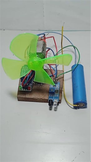 relay and IR sensor combination experiment #relay #irsensor #shorts