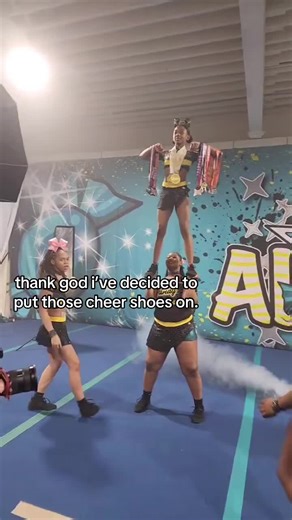 Cheerleading Skills Showcase: Excellence in Performance